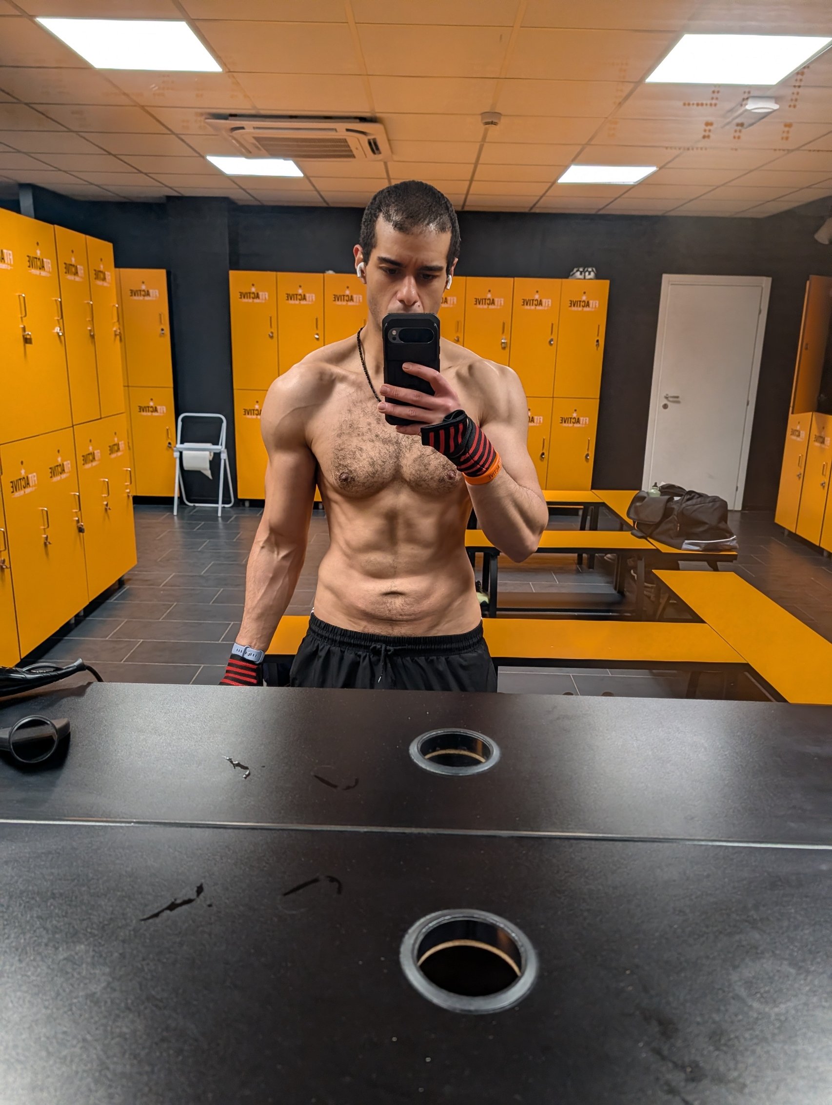 [Transformation Log] 12 Weeks Recomp: IGF1-LR3 + Frag + CJC/Ipa + Yohimbine